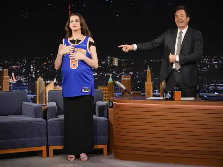 Anne Hathaway Proves She’s the Ultimate New York Knicks Good Luck Charm With ‘Tonight Show’ Surprises and Ultimate Loyalty