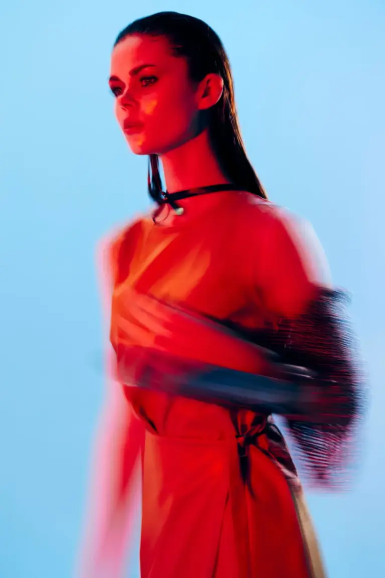 Beyond the Face Mask: How Red-Light Therapy Hats Are Transforming the Hair Loss Market