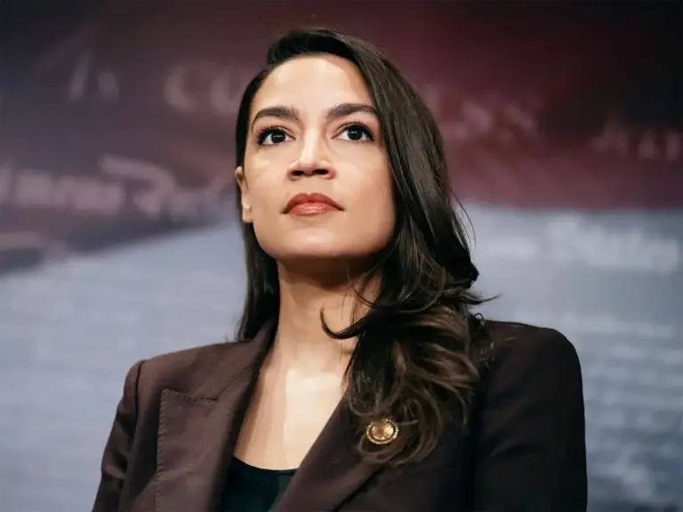 The Audition of Alexandria Ocasio-Cortez: Senate, Presidency, and the Rising Wave of American Socialism
